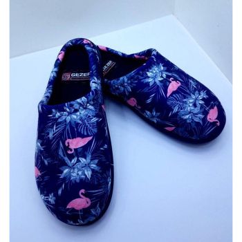 Дамски домашни чехли с щампа на фламинго, където комфортът се среща с тропически усет за най-доброто изживяване за релакс. 